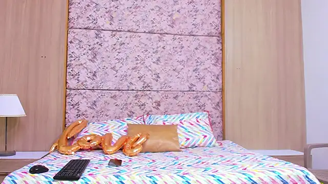 melody brunnet online show from 01.03.25