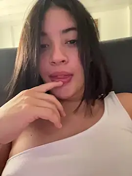 RileySkye online show from 05.08.26