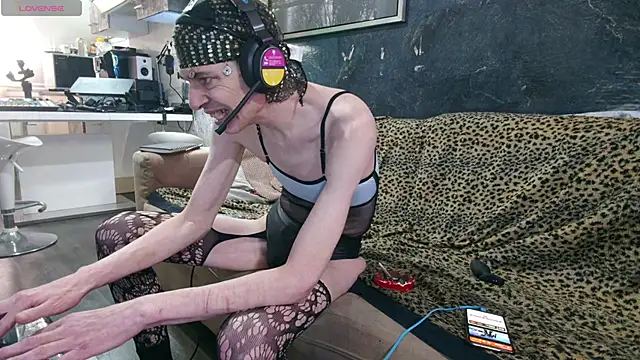 Doggyray44 online show from 01.23.25