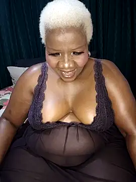 Snapshot of dirasweetlipsxx chatting on 05.07.26 dirasweetlipsxx online show from 05.07.26