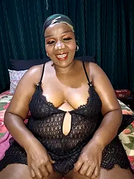 Snapshot of dirasweetlipsxx chatting on 05.29.26 dirasweetlipsxx online show from 05.29.26