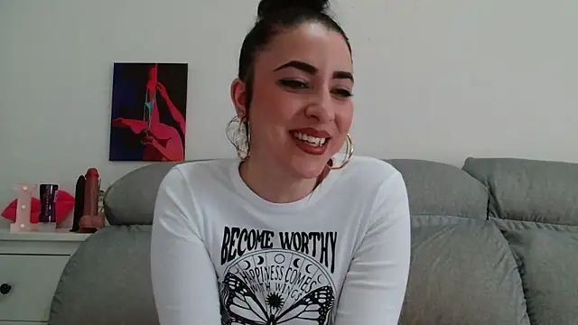 leilacam25 online show from 01.15.26