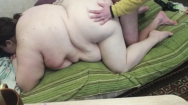 Snapshot of lisa_Black00 chatting on 05.05.26 lisa Black00 online show from 05.05.26