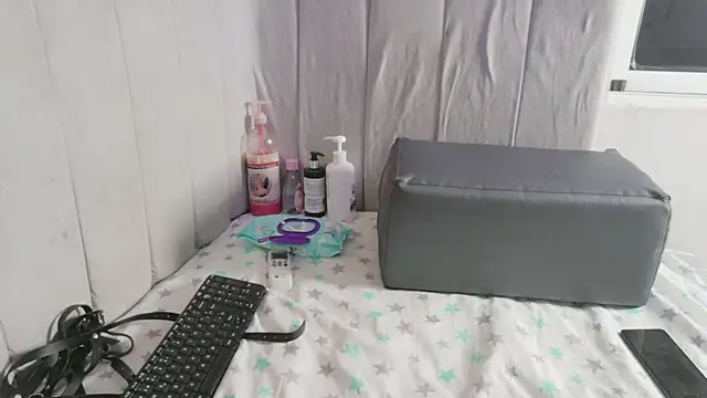 celeste jhons online show from 04.14.26