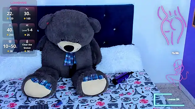 FelinaJohnson online show from 01.20.25