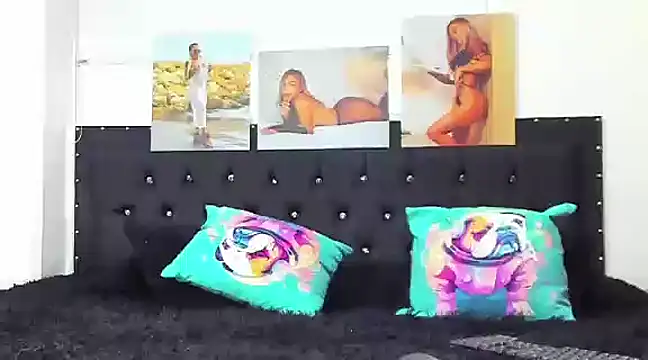 Snapshot of doll_celeste20 chatting on 01.14.25 doll celeste20 online show from 01.14.25