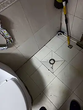 huzi518 online show from 10.04.25