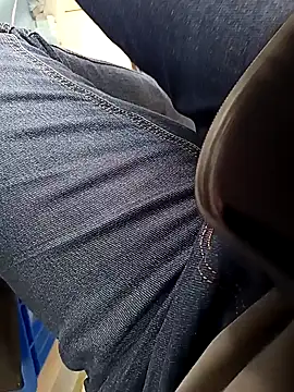 huzi518 online show from 10.17.25