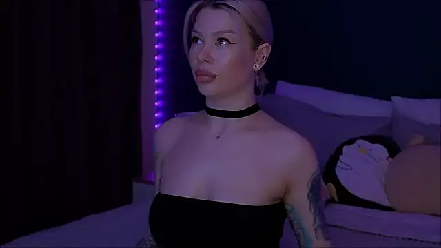 Snapshot of Sasha_Mason chatting on 03.13.26 Sasha Mason online show from 03.13.26