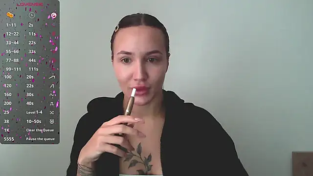 Snapshot of Stasia_Queen chatting on 12.02.24 Stasia Queen online show from 12.02.24
