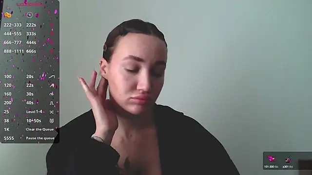 Snapshot of Stasia_Queen chatting on 12.12.24 Stasia Queen online show from 12.12.24