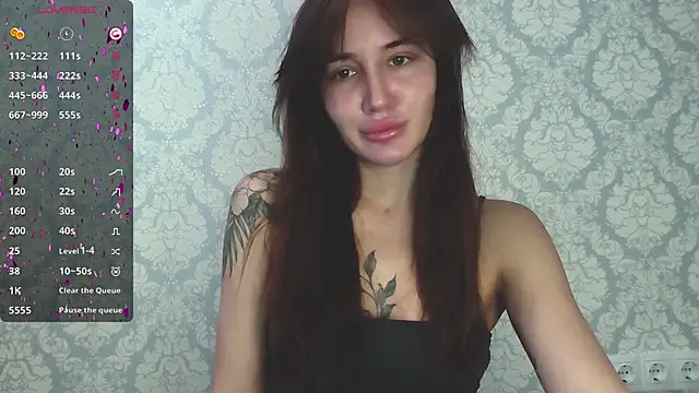 Snapshot of Stasia_Queen chatting on 01.31.25 Stasia Queen online show from 01.31.25