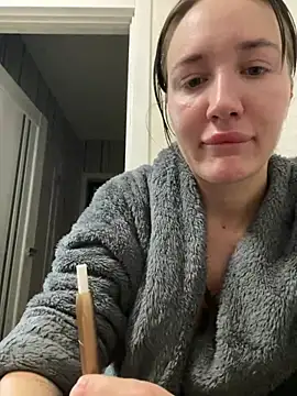 Snapshot of Stasia_Queen chatting on 02.08.25 Stasia Queen online show from 02.08.25