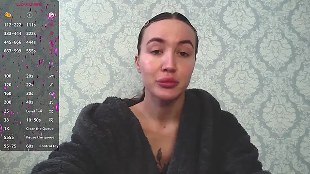 Snapshot of Stasia_Queen chatting on 02.21.25 Stasia Queen online show from 02.21.25