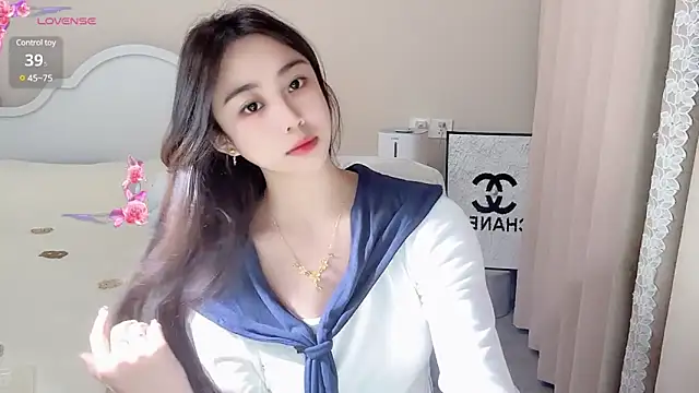 Caitlyn   online show from 02.09.25