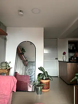 DakotaShelby online show from 11.16.25