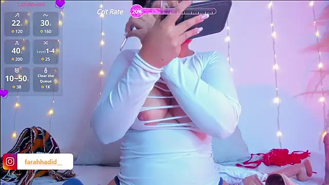 Snapshot of Maisa_issa chatting on 02.14.25 Maisa issa online show from 02.14.25