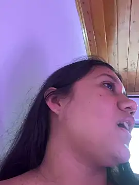 Snapshot of Maisa_issa chatting on 03.19.25 Maisa issa online show from 03.19.25