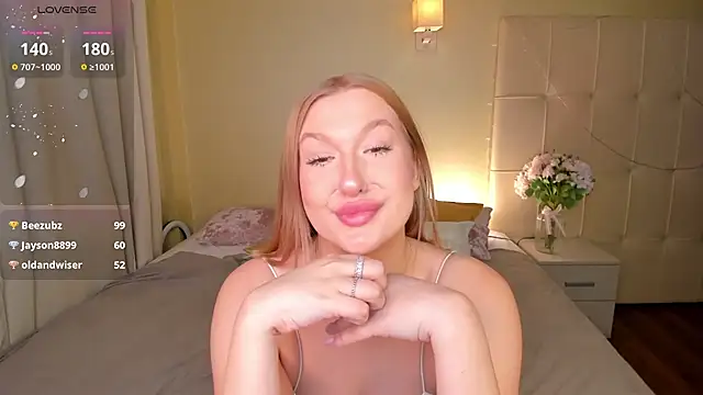 Emma  Leee online show from 02.06.25