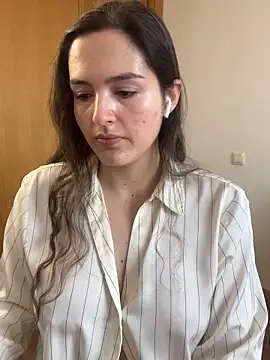 Snapshot of tatianaAlvarez1 chatting on 03.18.25 tatianaAlvarez1 online show from 03.18.25