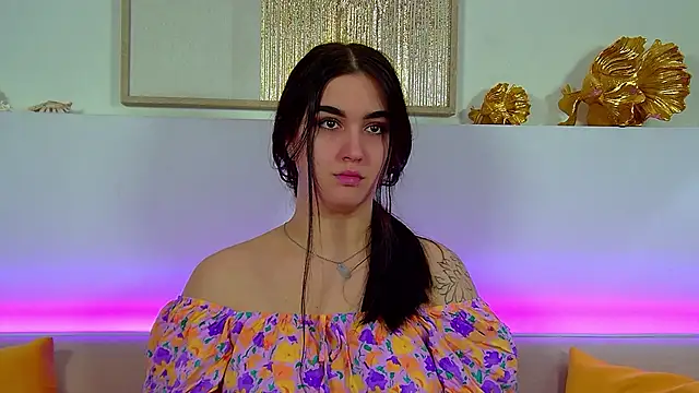 ChristinaMilton online show from 11.13.25