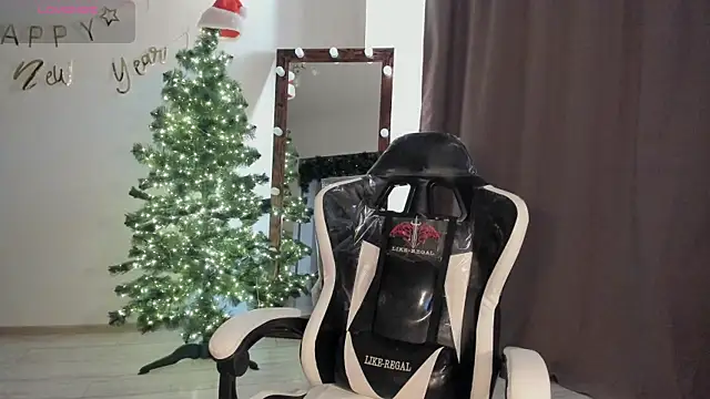 Lana Younes online show from 12.14.24