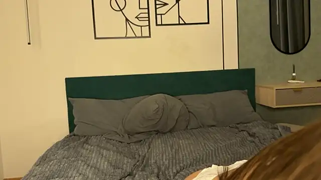 aryamirelle online show from 02.15.26