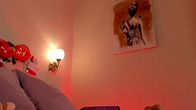 Snapshot of dani_skinny_ chatting on 12.29.24 dani skinny online show from 12.29.24