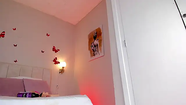 Snapshot of dani_skinny_ chatting on 03.13.25 dani skinny online show from 03.13.25