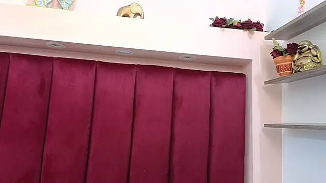 JESSYCORTES online show from 01.25.25