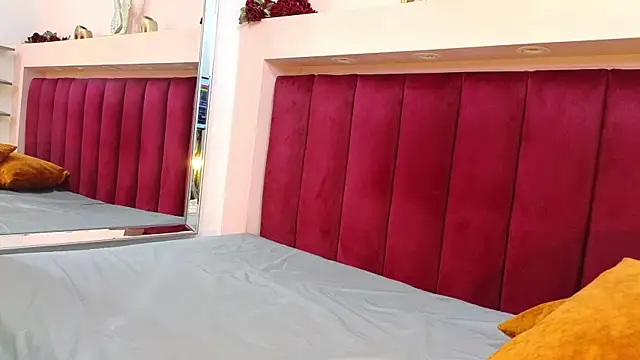 JESSYCORTES online show from 02.22.25