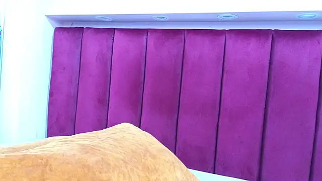 JESSYCORTES online show from 03.17.25