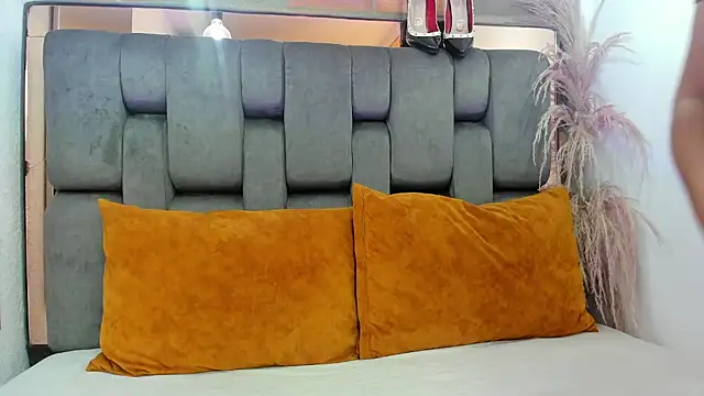 JESSYCORTES online show from 09.11.25