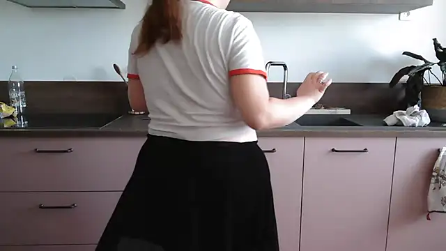 Maline26  online show from 09.12.25