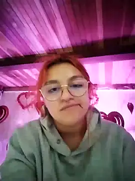 SophiaWeestt99 online show from 02.25.25