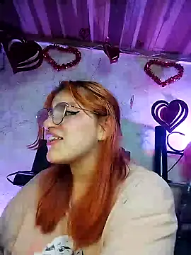 SophiaWeestt99 online show from 02.25.25