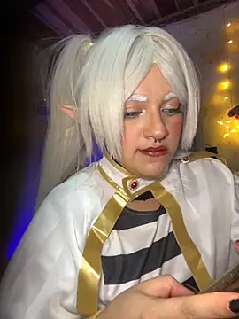 SophiaWeestt99 online show from 10.26.25