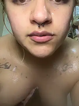 SophiaWeestt99 online show from 04.13.26