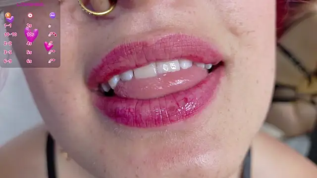 luccycollins  online show from 02.10.25