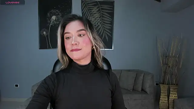 RebeccaHudson online show from 02.23.25