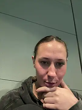 M1ssyk1ssy online show from 12.27.24