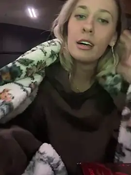 M1ssyk1ssy online show from 12.30.24