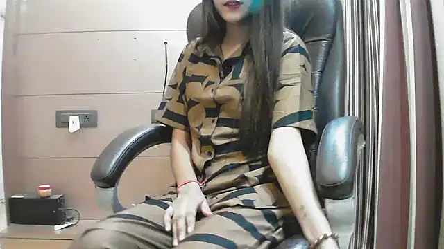 Snapshot of collage_hoty chatting on 10.10.25 collage hoty online show from 10.10.25