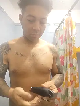 Snapshot of Morenocosta12 chatting on 10.09.25 Morenocosta12 online show from 10.09.25