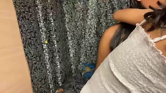 Snapshot of mystical_zara chatting on 03.16.25 mystical zara online show from 03.16.25