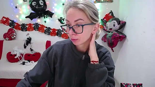 VasilisaSii online show from 10.27.25