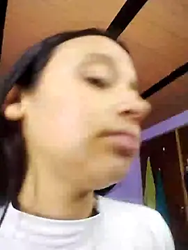 Snapshot of emma_ambar chatting on 01.12.25 emma ambar online show from 01.12.25