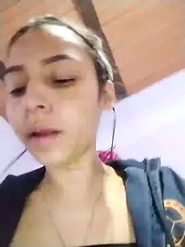 Snapshot of emma_ambar chatting on 02.28.25 emma ambar online show from 02.28.25