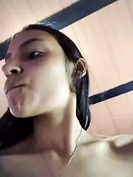 Snapshot of emma_ambar chatting on 03.14.25 emma ambar online show from 03.14.25