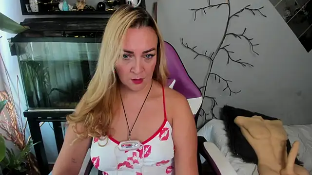 karen mature69 online show from 09.14.25